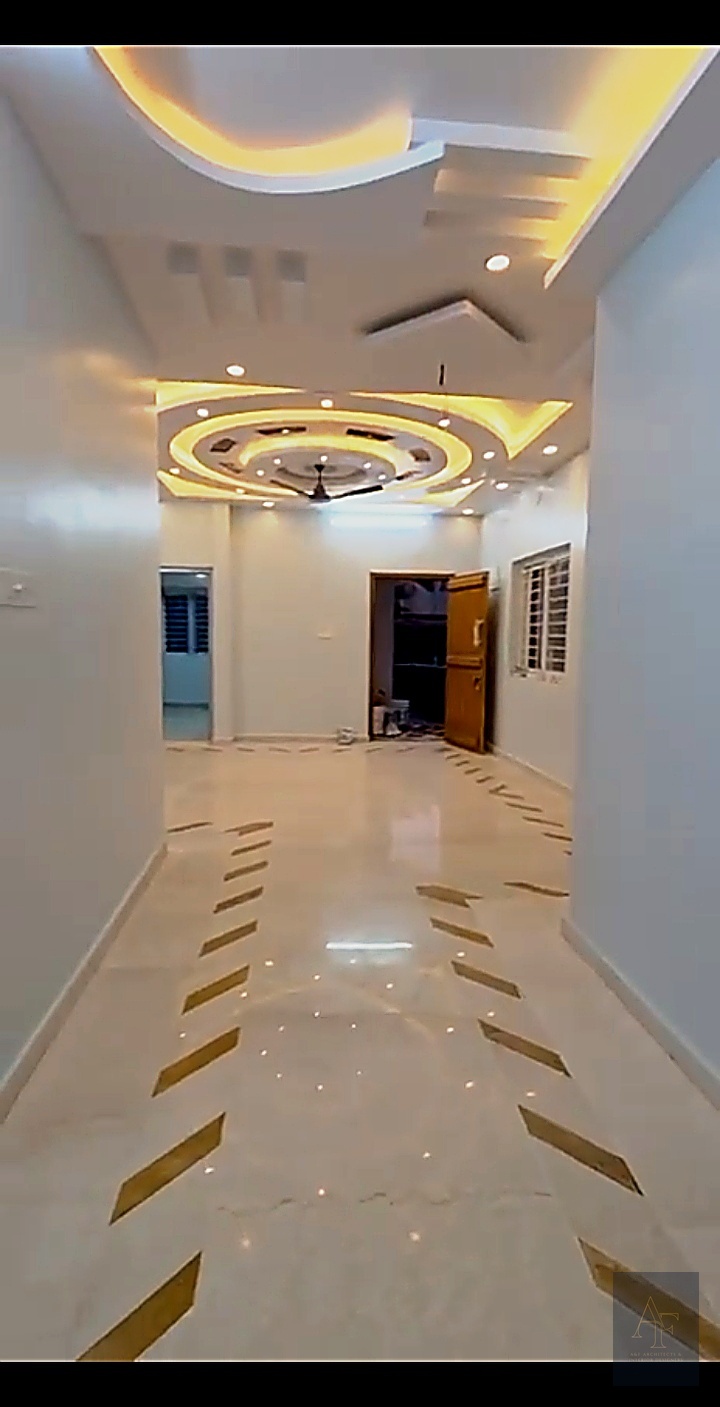 Contemporary Residence — HBR Layout — view 4